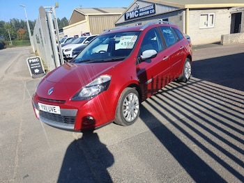 Used Renault Clio 2011 for sale - 76252452: Photo