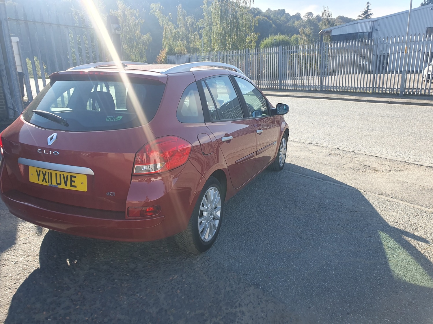 Used Renault Clio 2011 for sale - 76252452: Photo 6