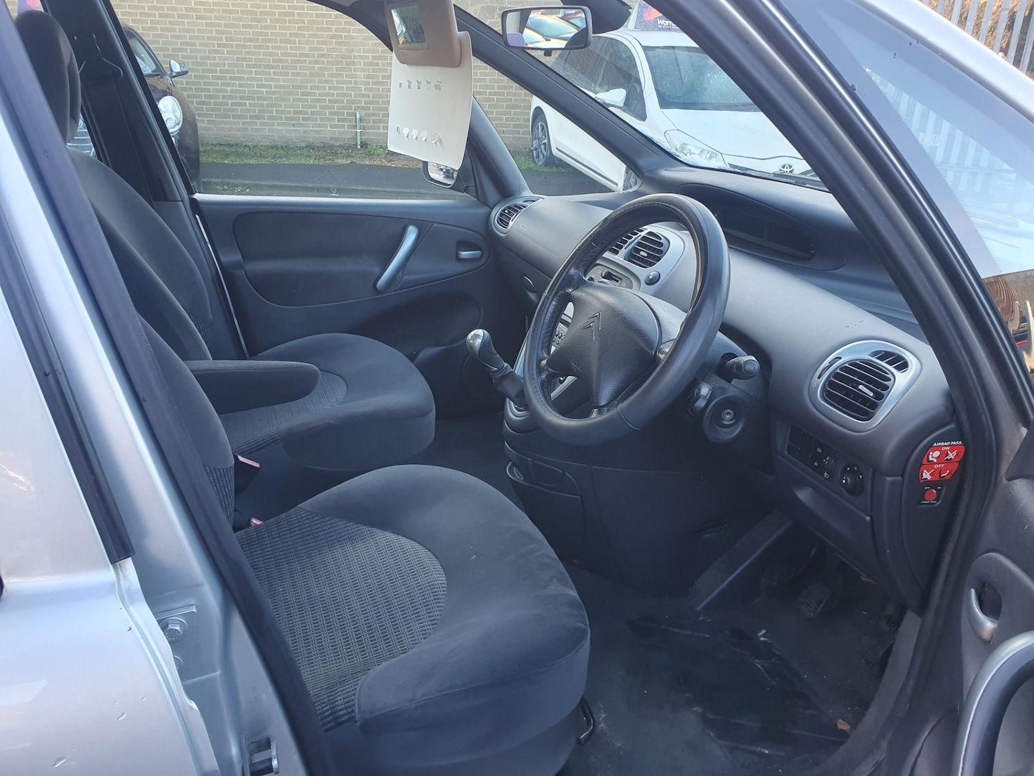 Used Citroen Xsara Picasso 2010 for sale - 76625406: Photo 11