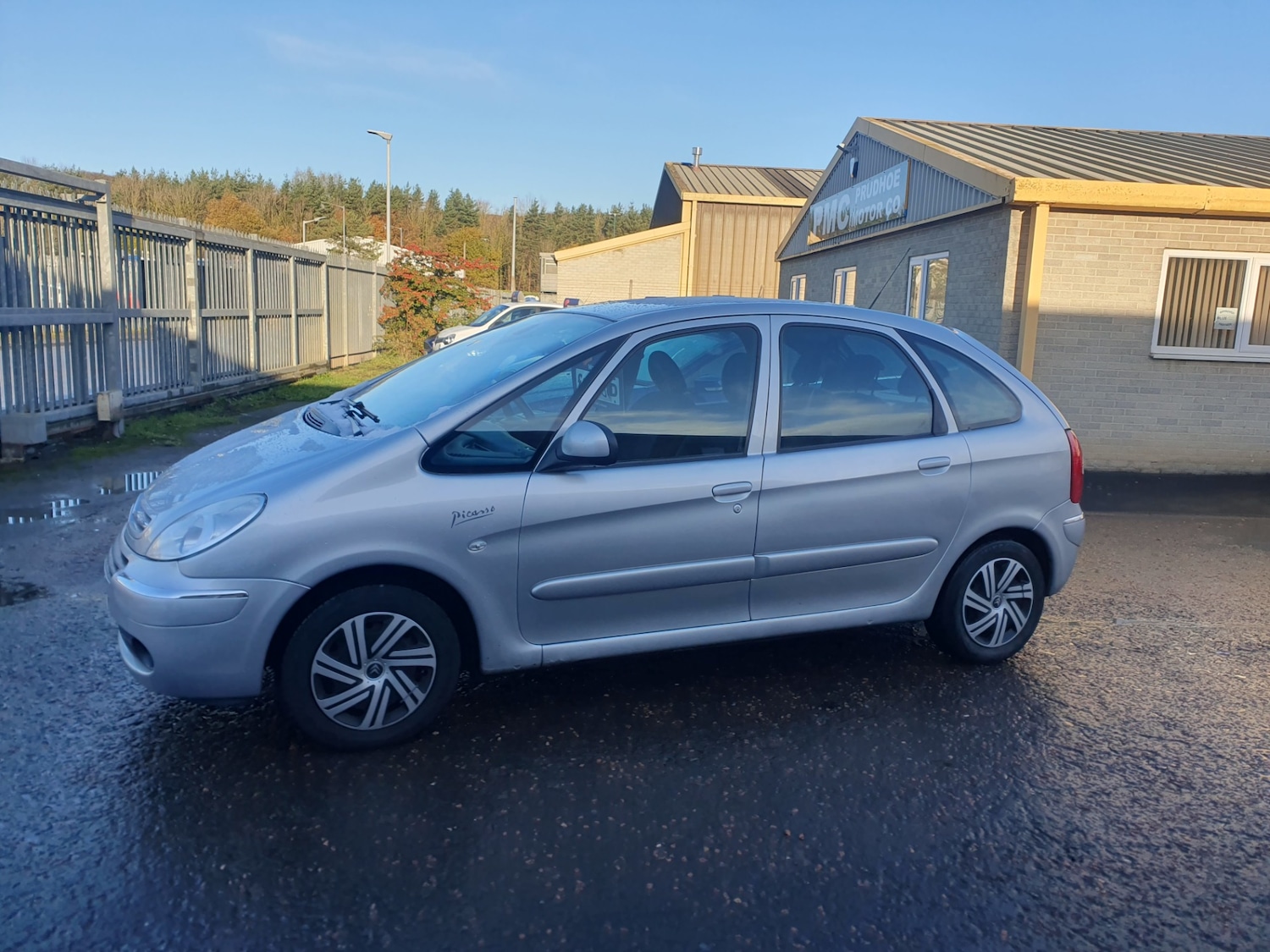 Used Citroen Xsara Picasso 2010 for sale - 76625406: Photo 4