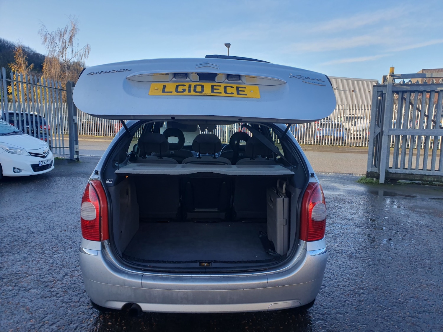 Used Citroen Xsara Picasso 2010 for sale - 76625406: Photo 9