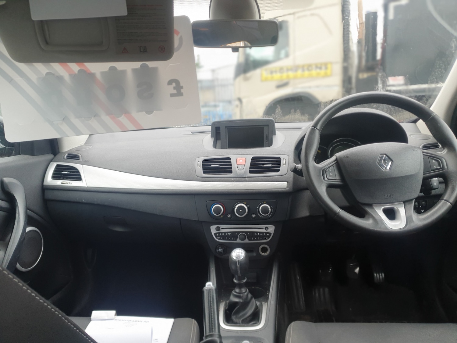 Used Renault Megane 2011 for sale - 76126547: Photo 10