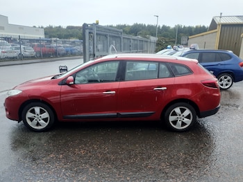 Used Renault Megane 2011 for sale - 76126547: Photo