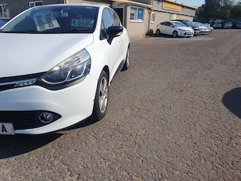 Used Renault Clio 2014 for sale - 75683222: Photo