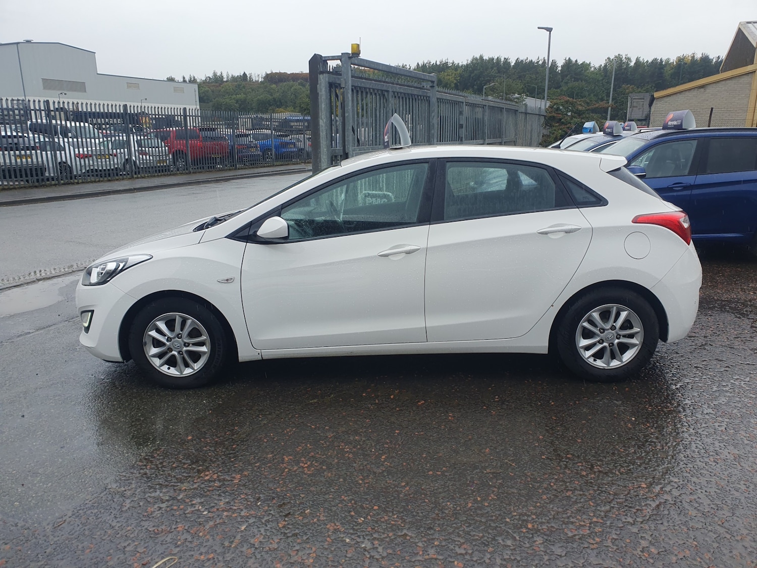 Used Hyundai i30 2014 for sale - 76126580: Photo 3