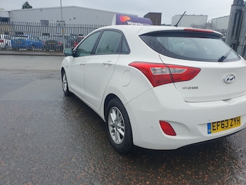 Used Hyundai i30 2014 for sale - 76126580: Photo 4