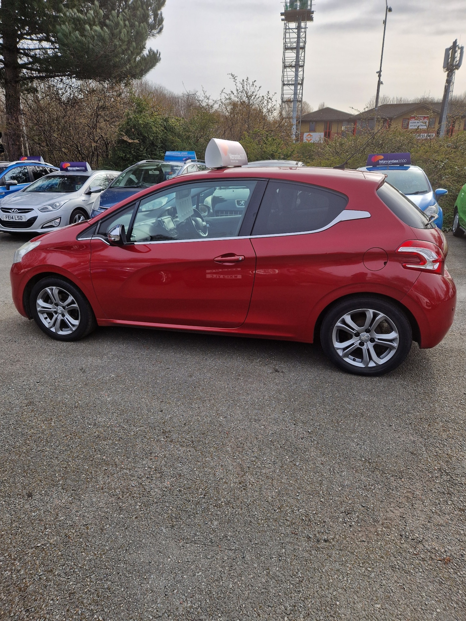 Used Peugeot 208 2014 for sale - 78149749: Photo 3