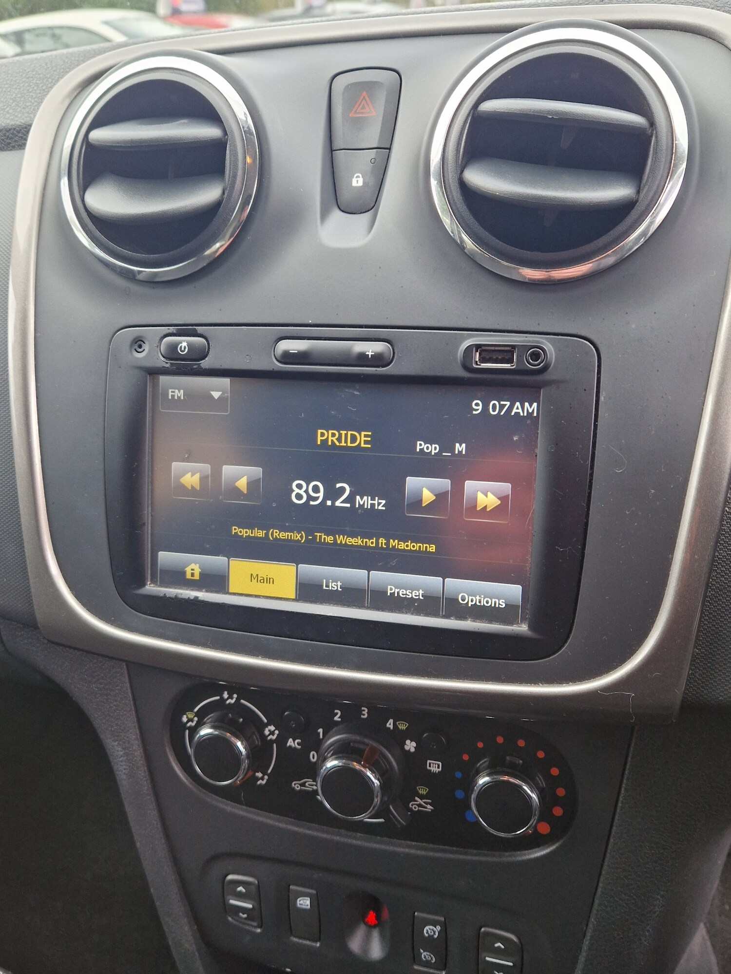 Used Dacia Logan MCV 2015 for sale - 78149715: Photo 9