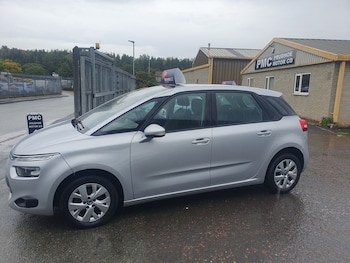 Used Citroen C4 Picasso 2014 for sale - 76126539: Photo 3