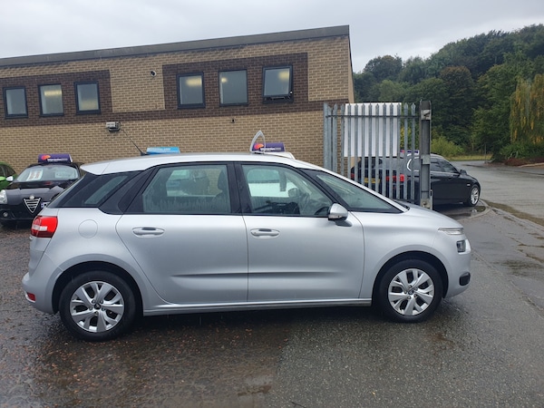 Used Citroen C4 Picasso 2014 for sale - 76126539: Photo 4