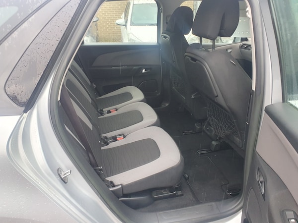 Used Citroen C4 Picasso 2014 for sale - 76126539: Photo 9