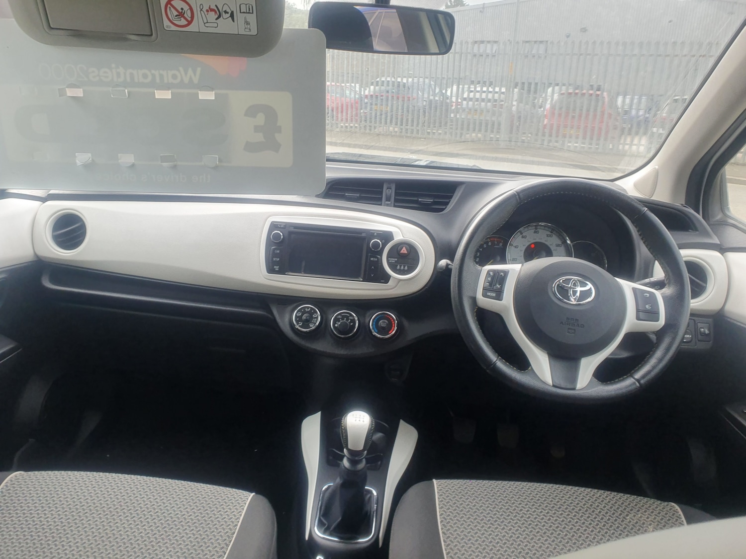Used Toyota Yaris 2013 for sale - 76120130: Photo 10