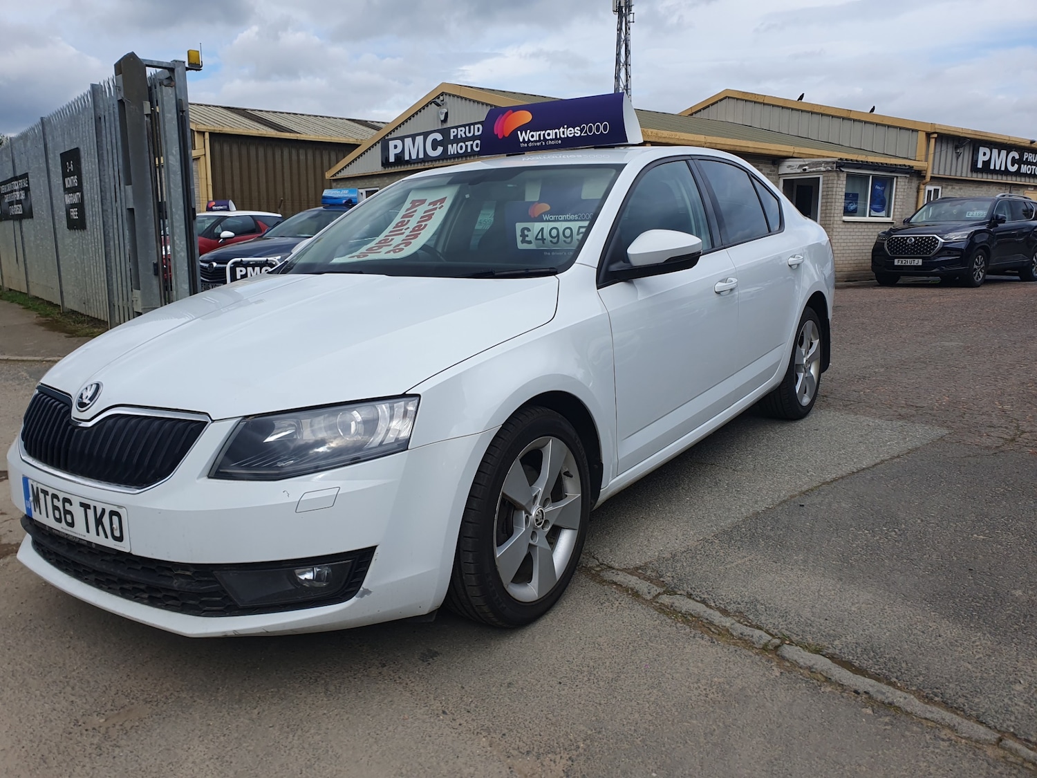 Used Skoda Octavia 2016 for sale - 76181616: Photo 2