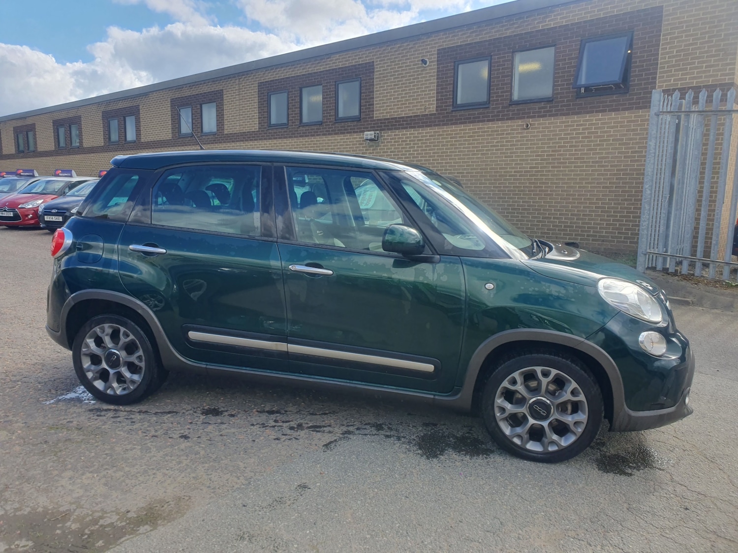 Used Fiat 500L 2013 for sale - 76120091: Photo 5