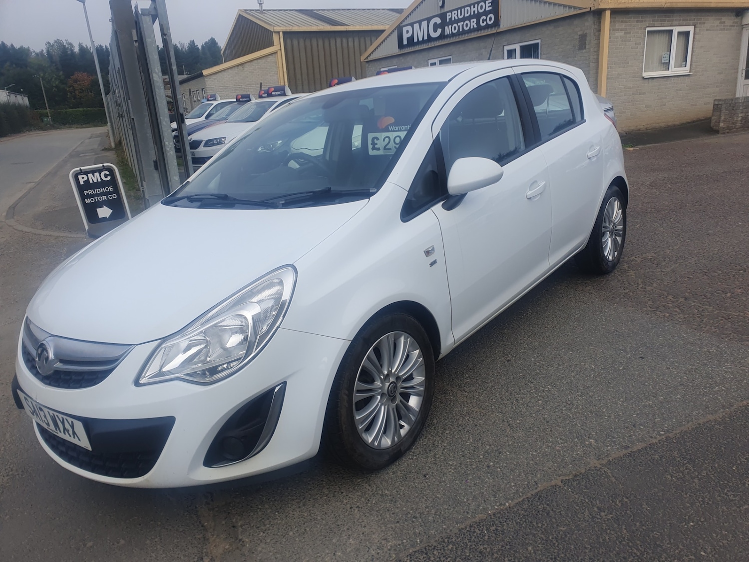 Used Vauxhall Corsa 2013 for sale - 76252417: Photo 3