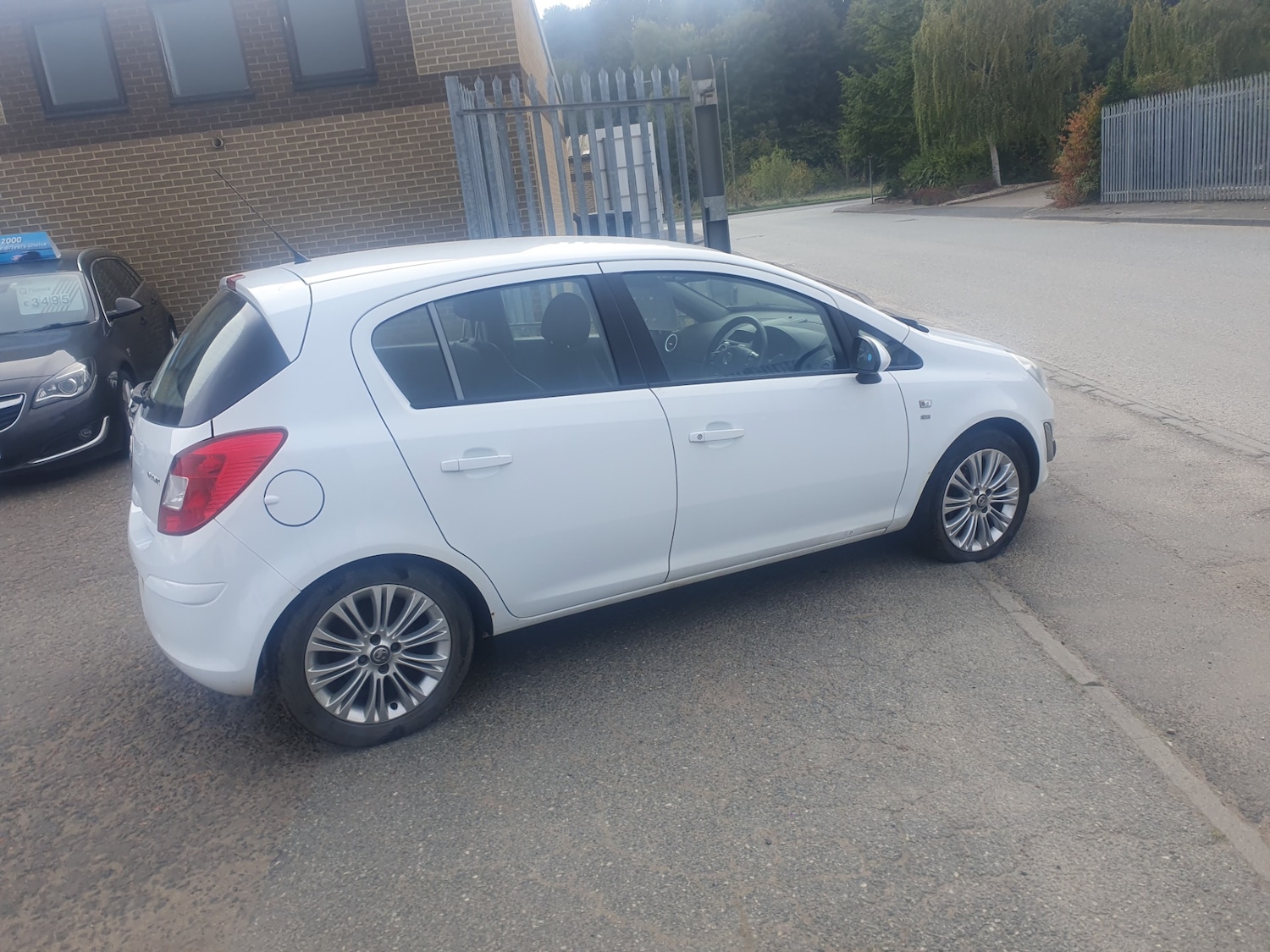 Used Vauxhall Corsa 2013 for sale - 76252417: Photo 5