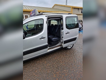 Used Citroen Berlingo Multispace 2010 for sale - 77491107: Photo