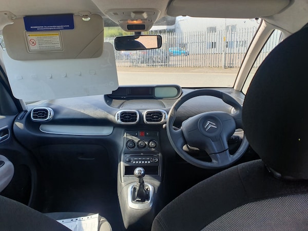 Used Citroen C3 Picasso 2009 for sale - 75683629: Photo 11