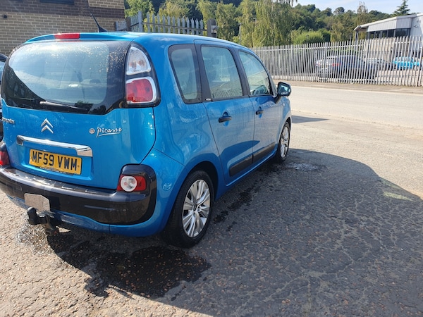 Used Citroen C3 Picasso 2009 for sale - 75683629: Photo 7