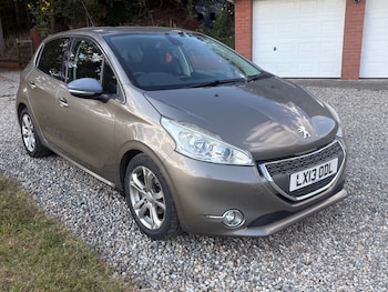 Used Peugeot 208 2013 for sale - 75849234: Photo