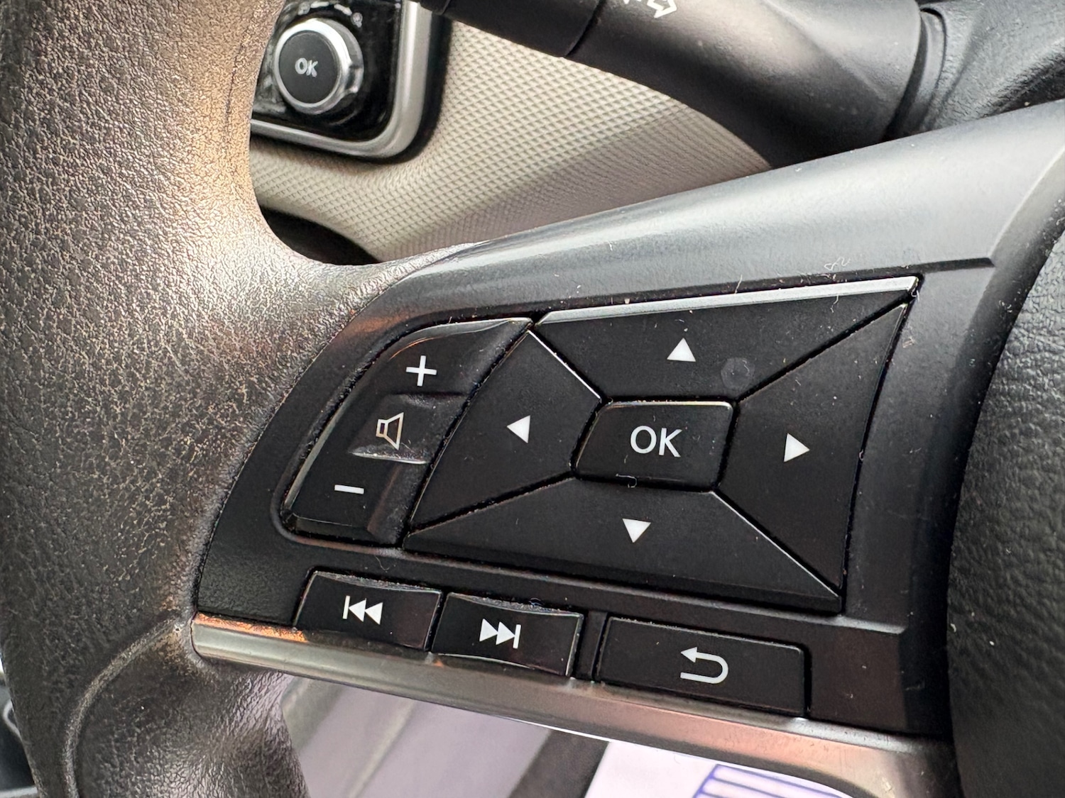 Used Nissan Micra 2017 for sale - 77553563: Photo 29