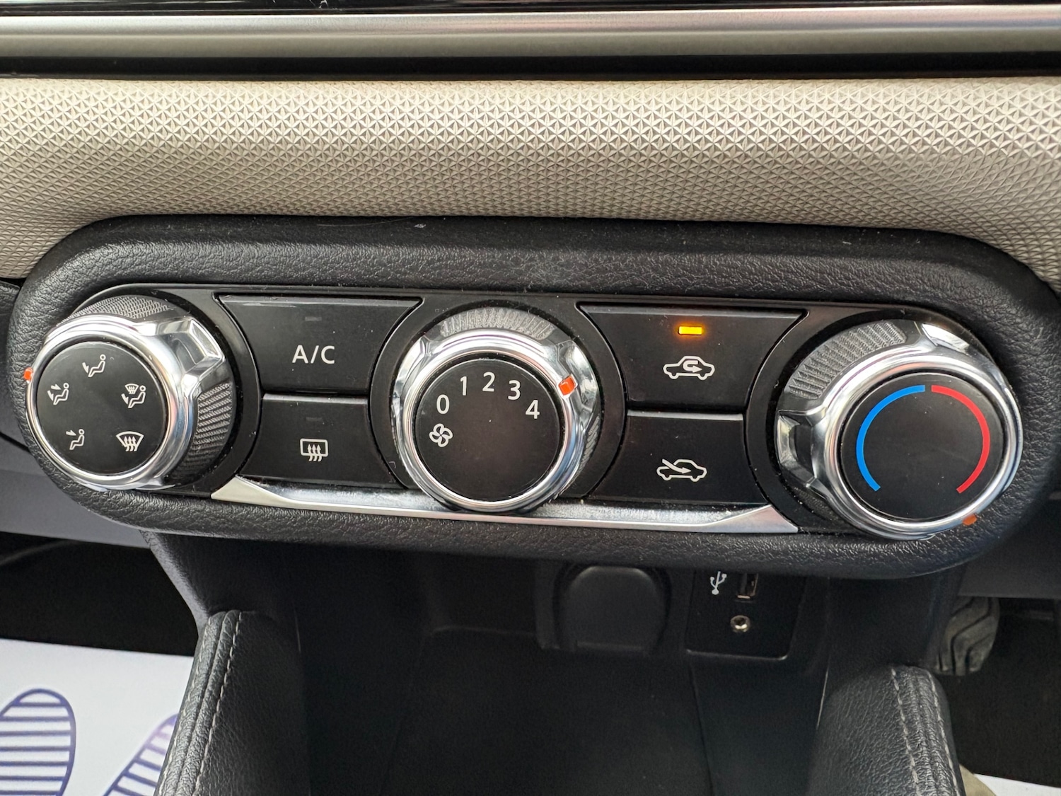 Used Nissan Micra 2017 for sale - 77553563: Photo 32