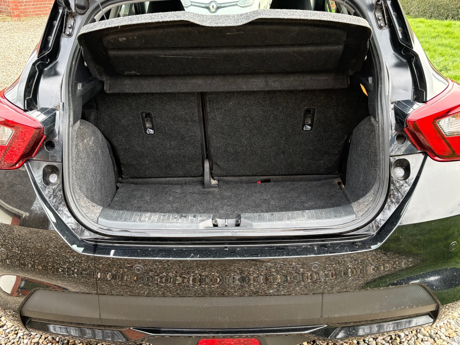 Used Nissan Micra 2017 for sale - 77553563: Photo 37