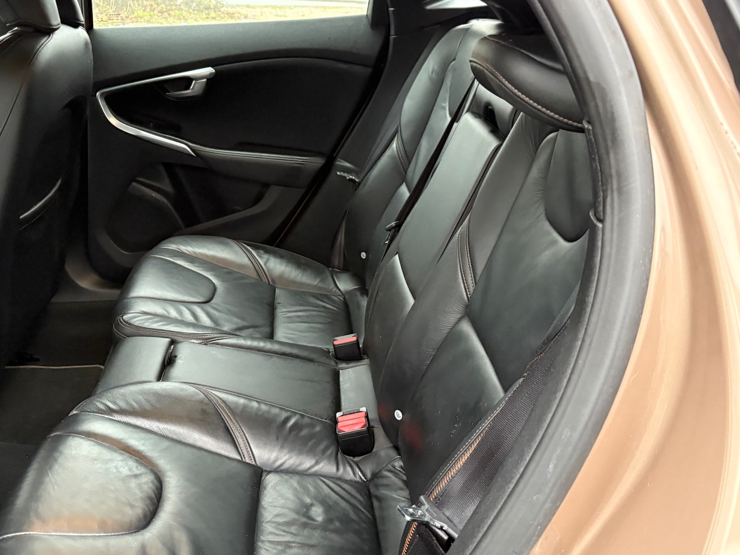 Used Volvo V40 2013 for sale - 77019510: Photo 12