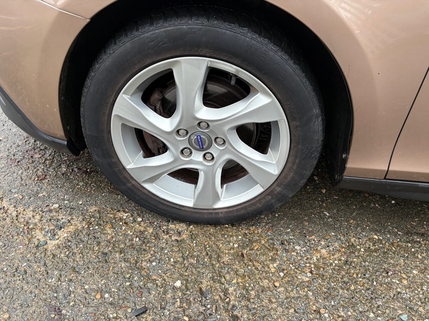 Used Volvo V40 2013 for sale - 77019510: Photo 17