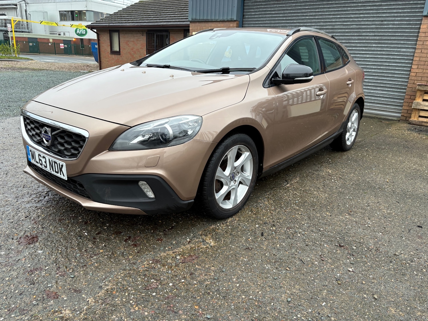 Used Volvo V40 2013 for sale - 77019510: Photo 22