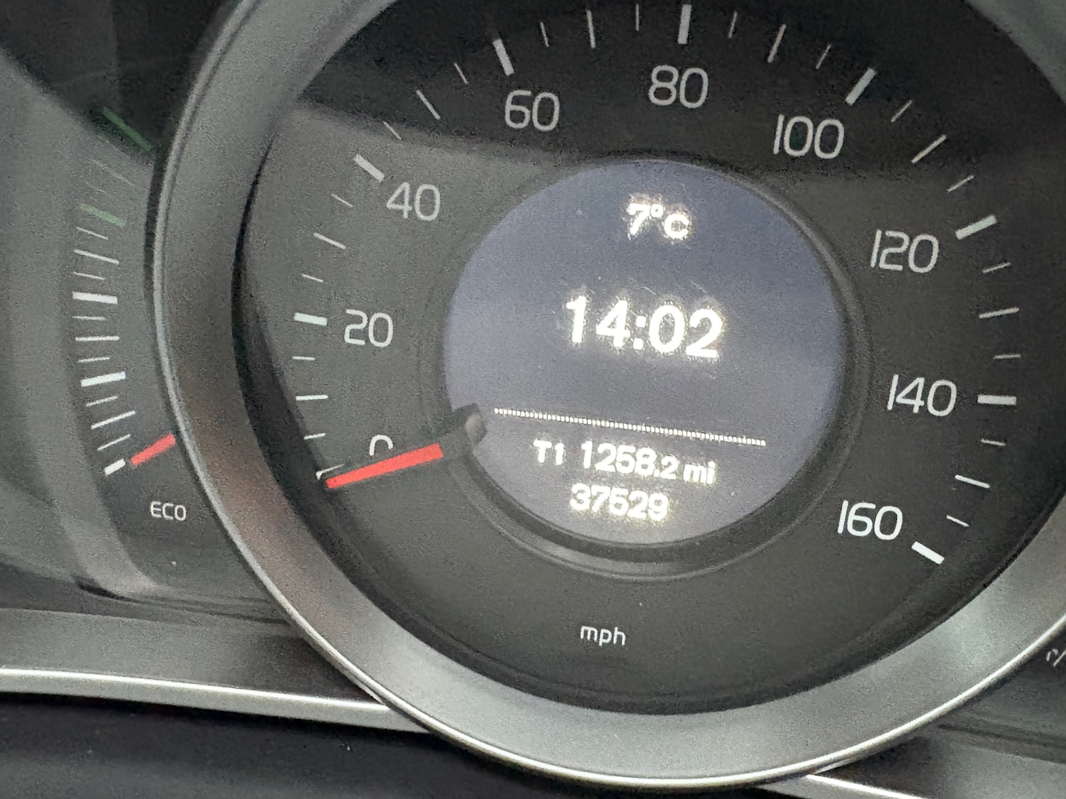 Used Volvo V40 2013 for sale - 77019510: Photo 3