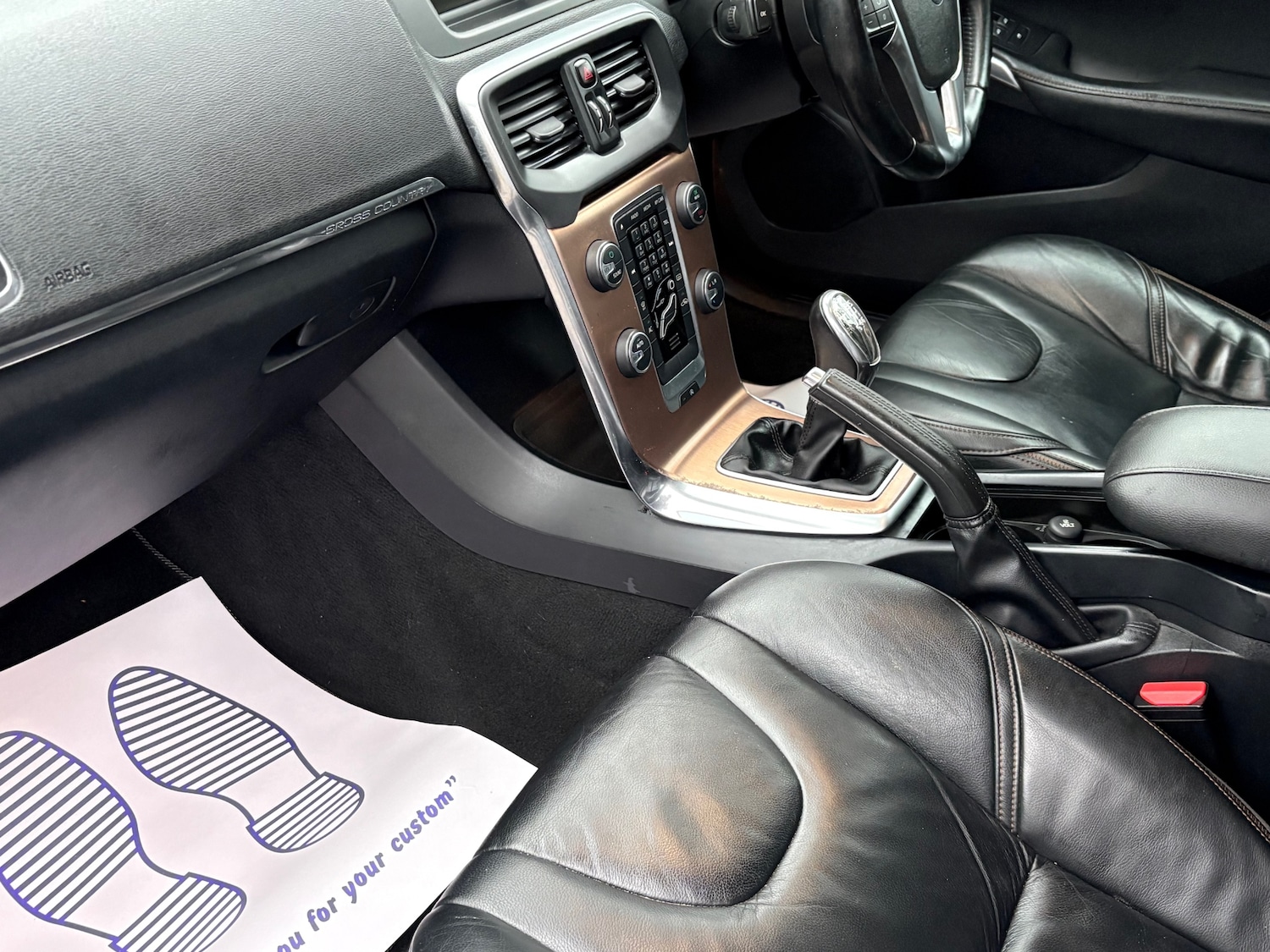 Used Volvo V40 2013 for sale - 77019510: Photo 32