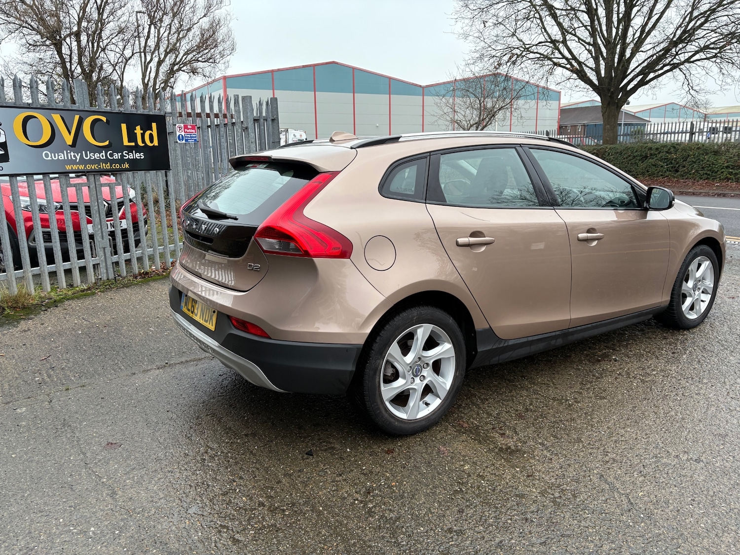 Used Volvo V40 2013 for sale - 77019510: Photo 52