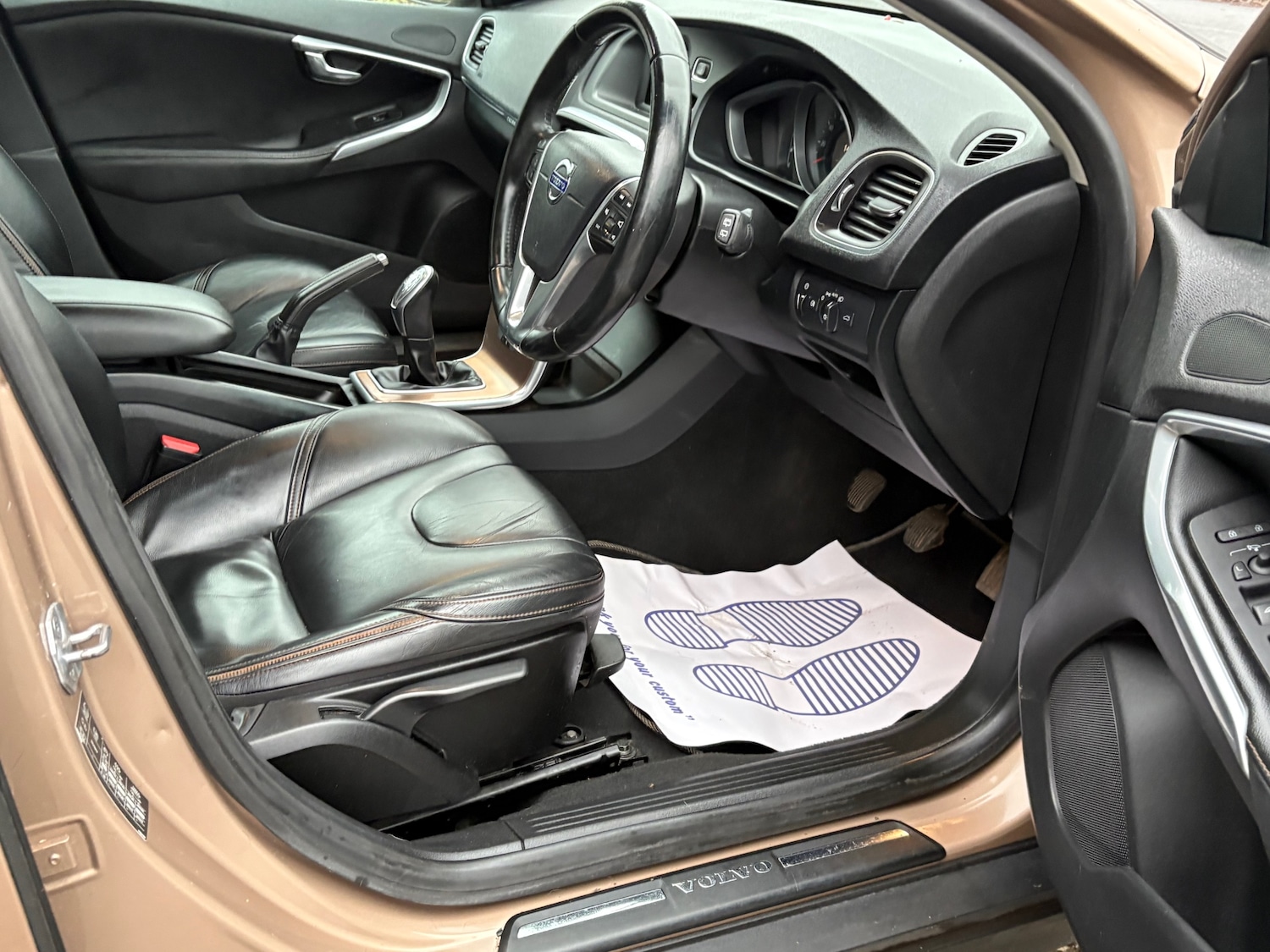 Used Volvo V40 2013 for sale - 77019510: Photo 53