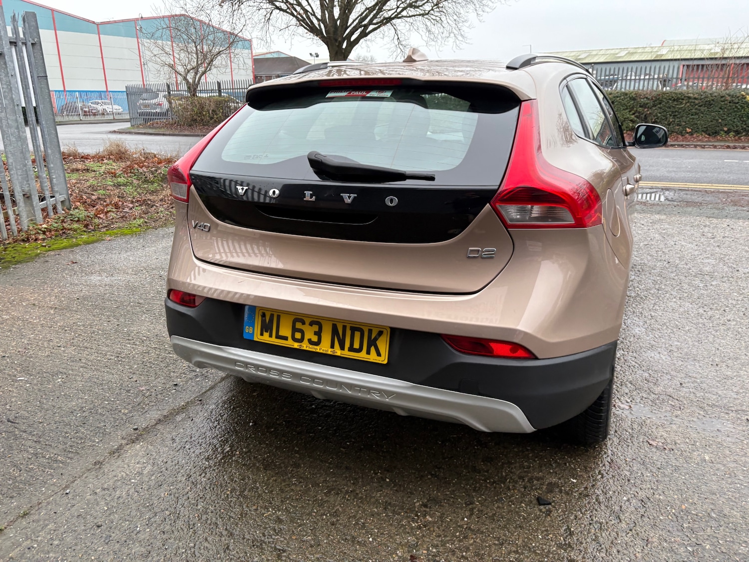 Used Volvo V40 2013 for sale - 77019510: Photo 63