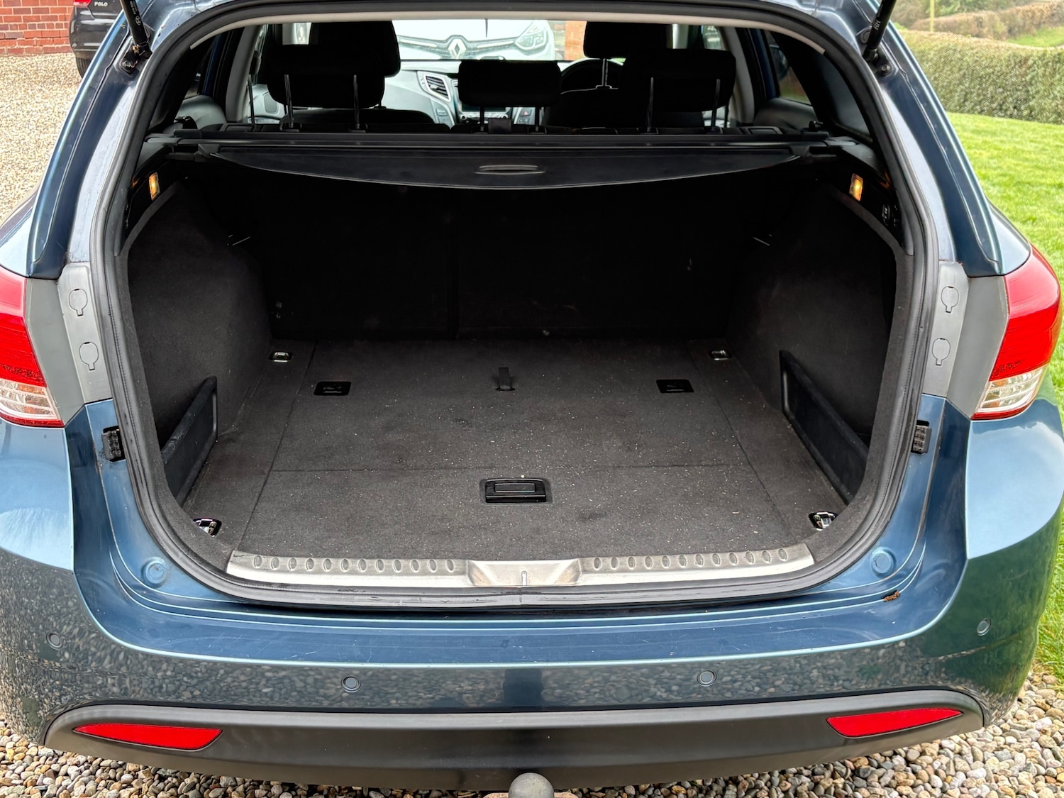 Used Hyundai i40 2013 for sale - 77789075: Photo 8