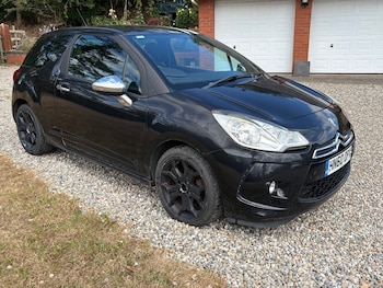 Used Citroen DS3 2010 for sale - 79430925: Photo