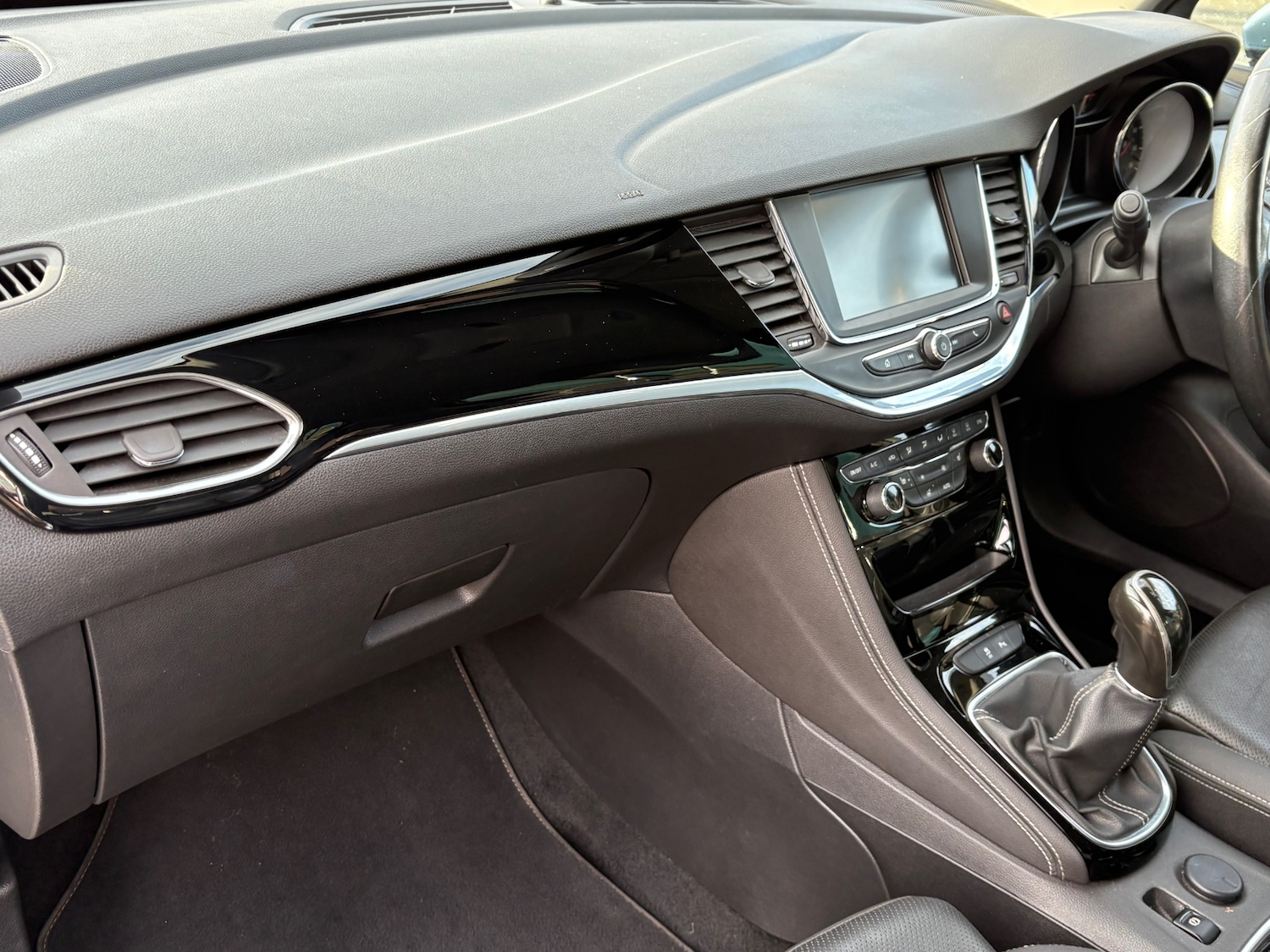 Used Vauxhall Astra 2018 for sale - 76749036: Photo 28