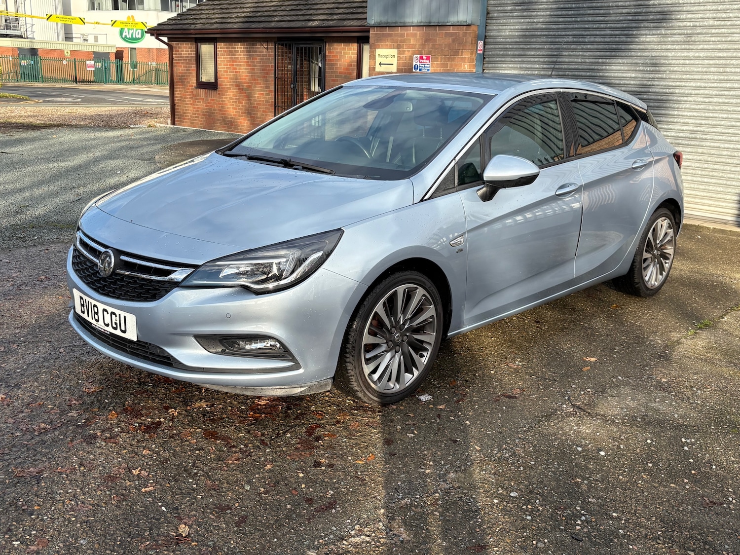 Used Vauxhall Astra 2018 for sale - 76749036: Photo 63