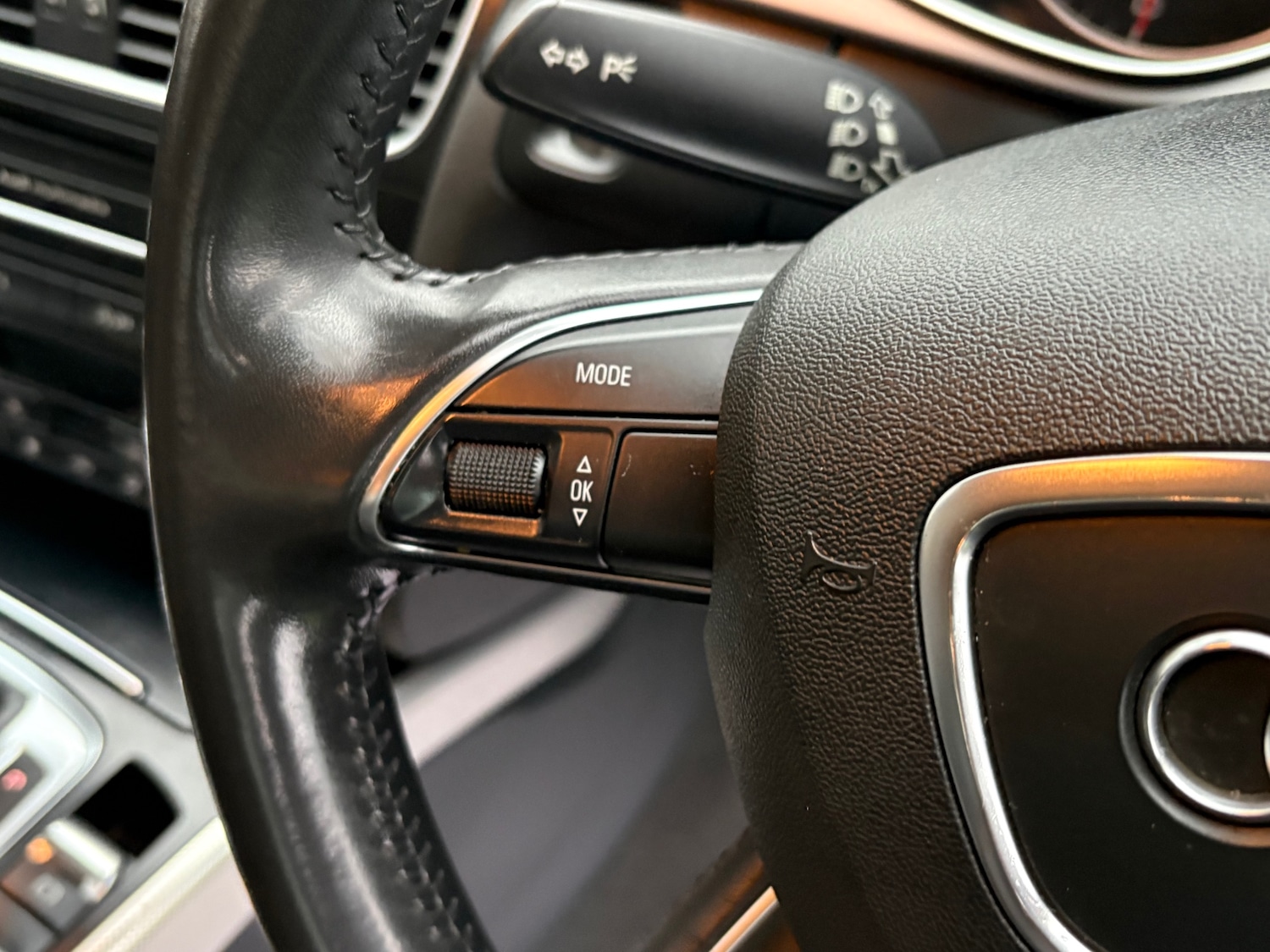 Used Audi A4 2013 for sale - 77462073: Photo 33