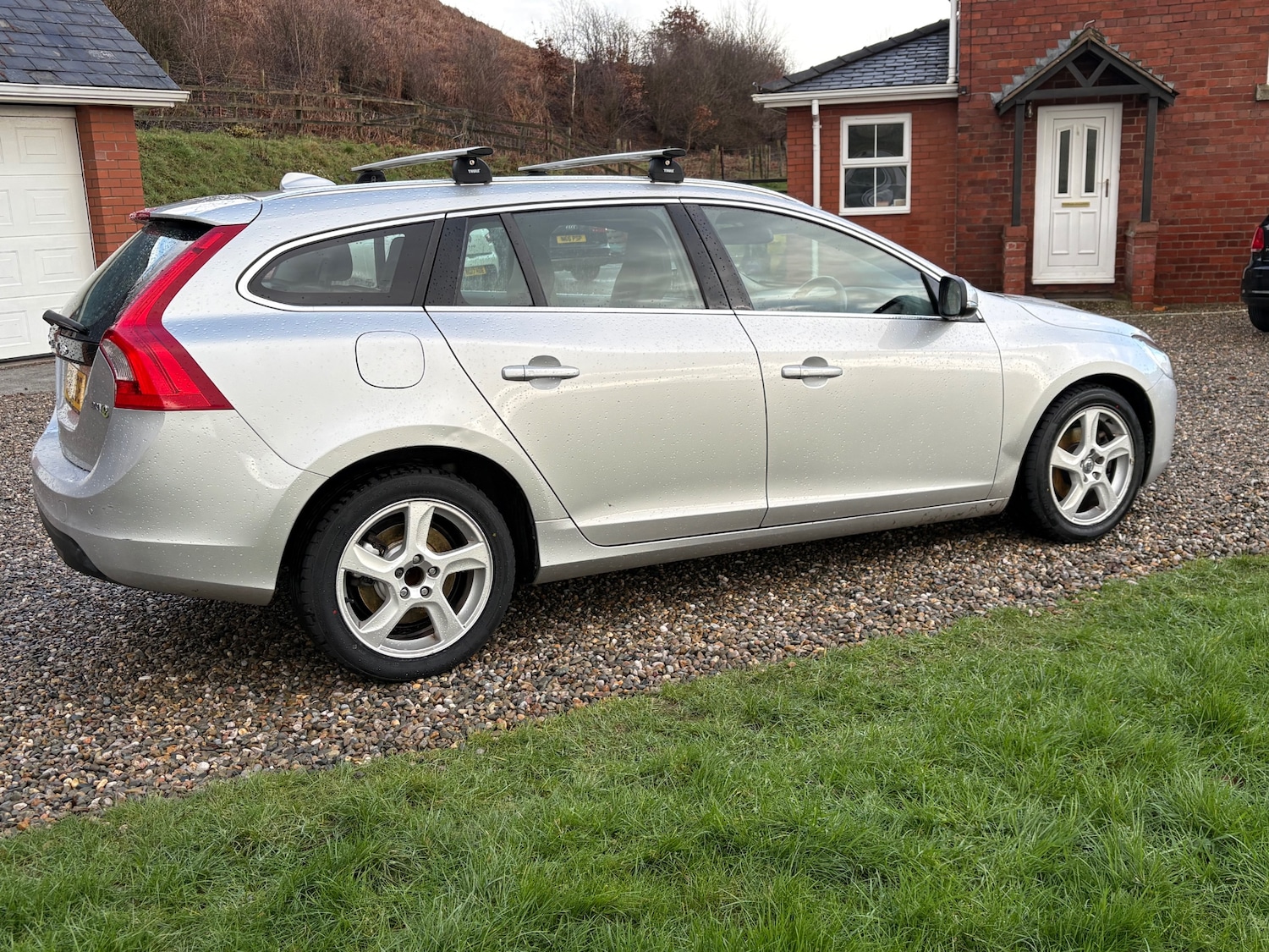 Used Volvo V60 2011 for sale - 77629139: Photo 10