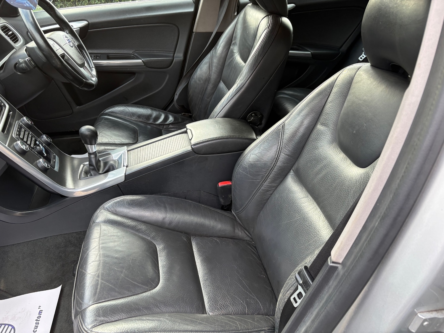 Used Volvo V60 2011 for sale - 77629139: Photo 24