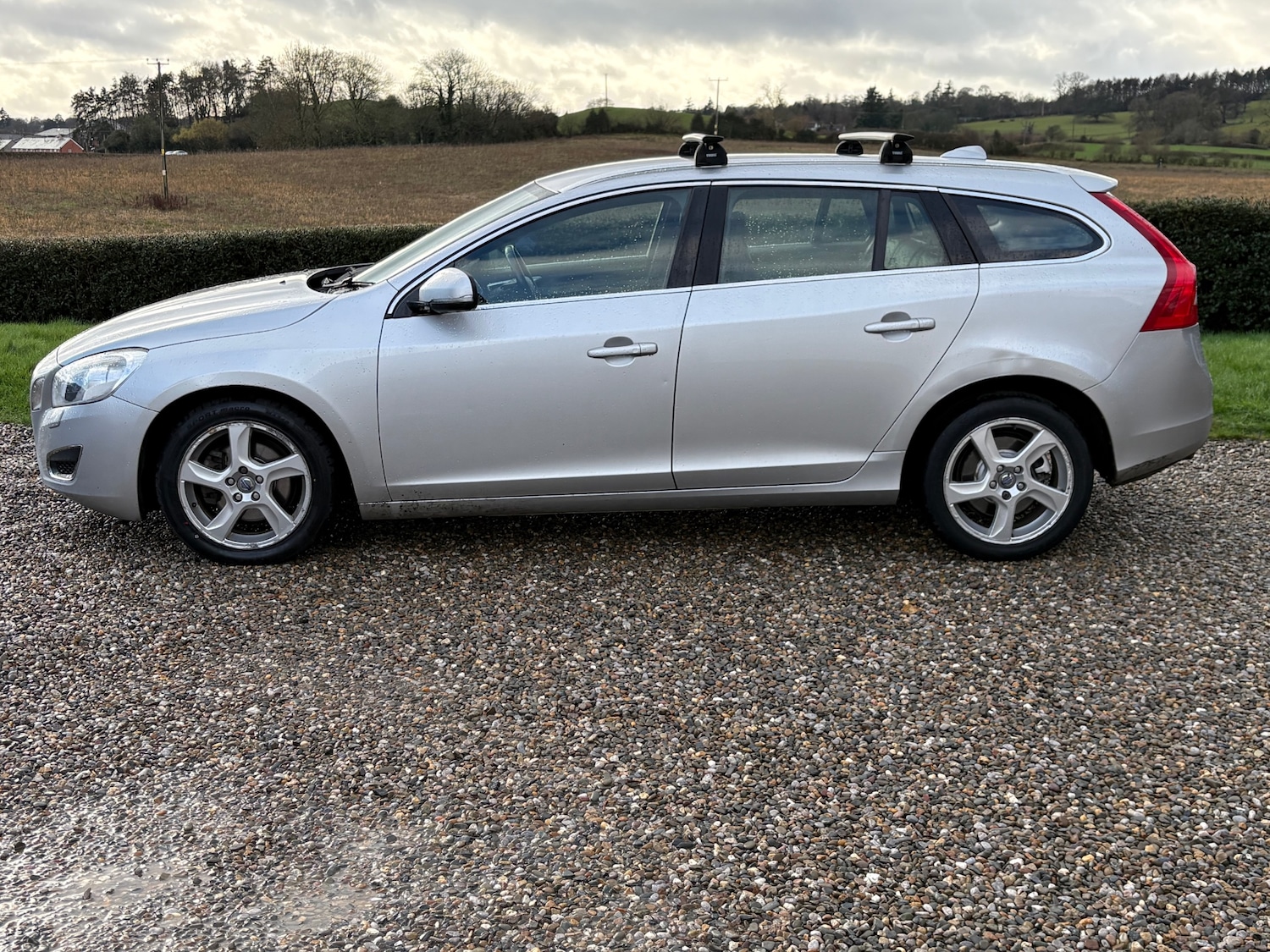Used Volvo V60 2011 for sale - 77629139: Photo 26