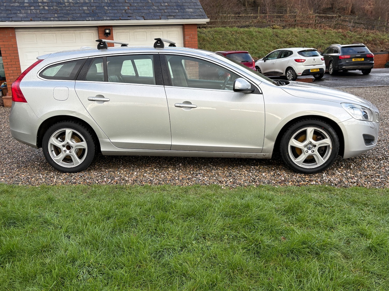 Used Volvo V60 2011 for sale - 77629139: Photo 29