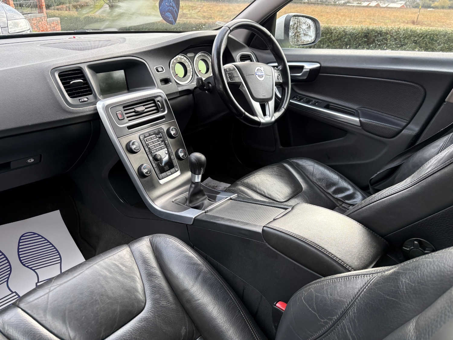 Used Volvo V60 2011 for sale - 77629139: Photo 7