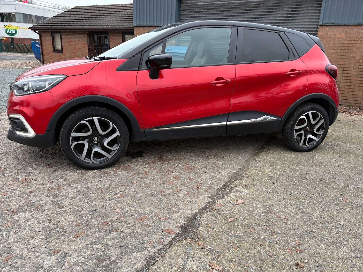 Used Renault Captur 2019 for sale - 77063234: Photo 18