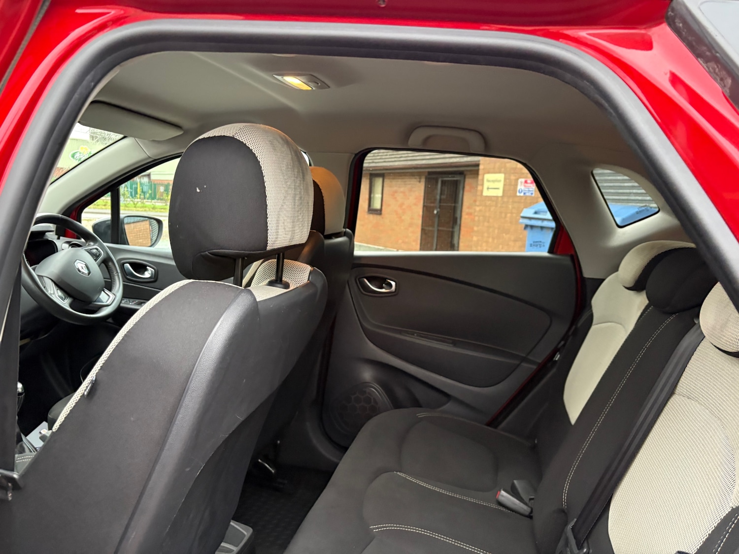 Used Renault Captur 2019 for sale - 77063234: Photo 40