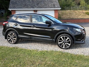 Used Nissan Qashqai 2017 for sale - 79090804: Photo