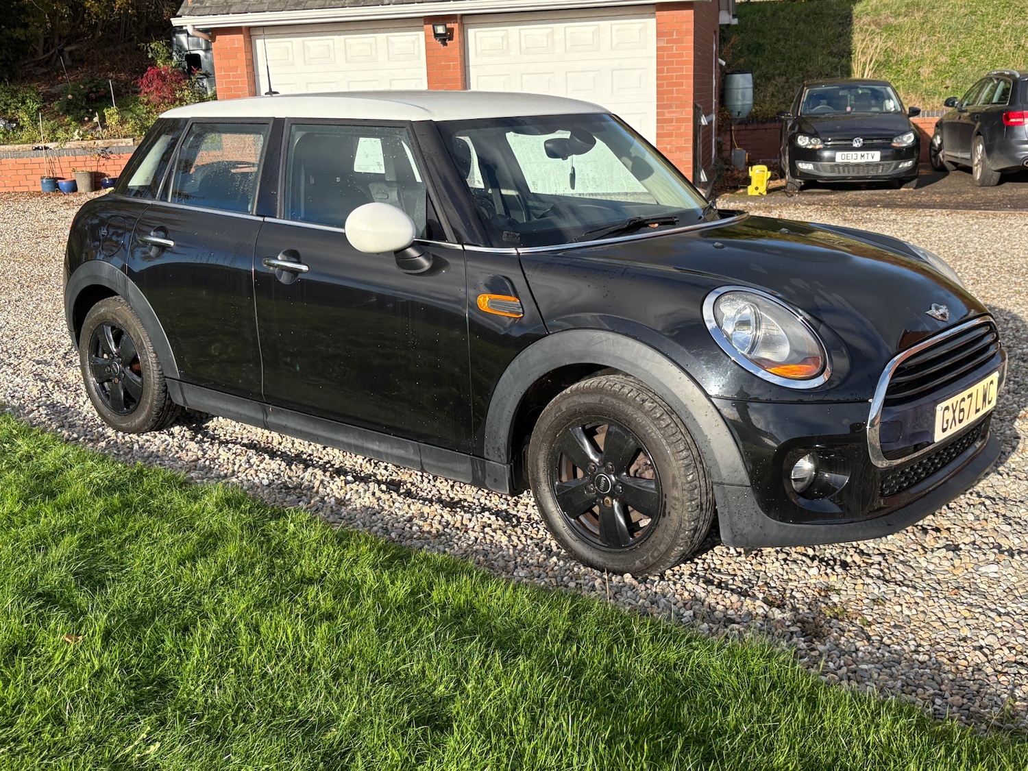 Used MINI Hatch 2017 for sale - 76404907: Photo 2