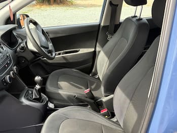 Used Hyundai i10 2017 for sale - 79469427: Photo